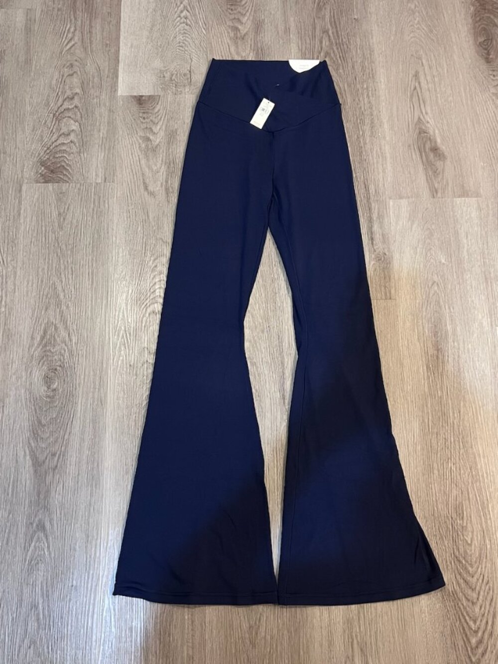 NEW Aerie OFFLINE Navy Blue High Waisted Flare Leggings Size Medium